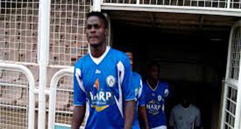 تريكة النيجيري: لا أتاجر بأسم الأسطورة